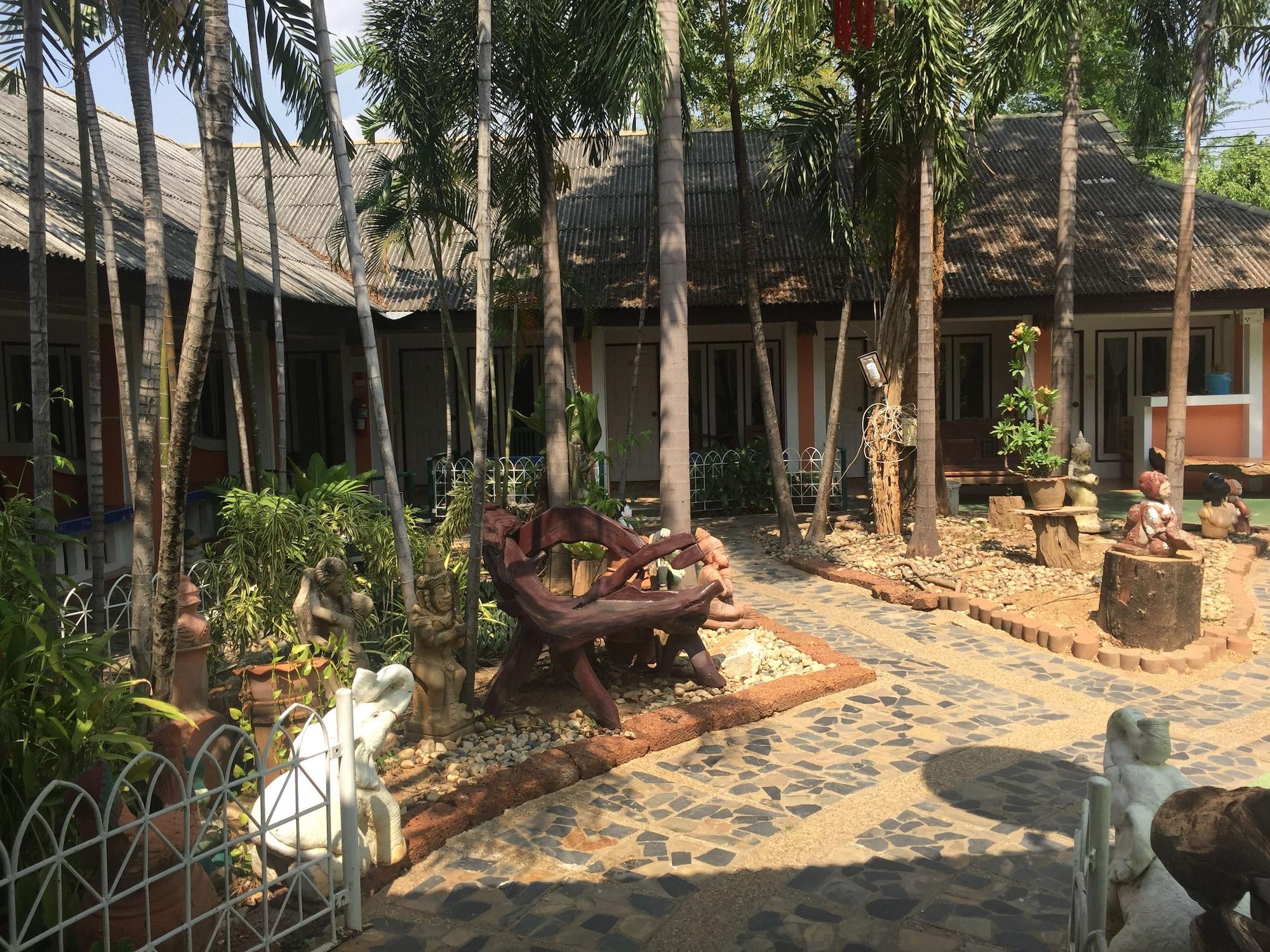 Sam's House Resort 3*